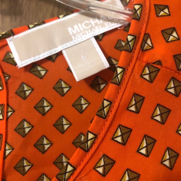 MK Blouse - Picture 2 of 2